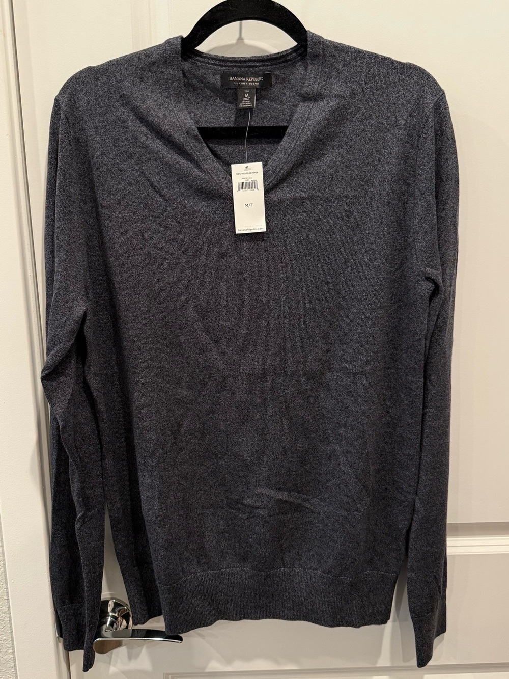 NWT Men's Banana Republic Silk/Cotton/Cashmere V-Neck Sweater (Medium Tall)
